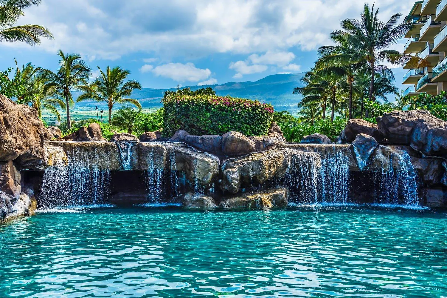 Дом отдыха Ninth-Floor Mountain View Suite And Expansive Lanai At Honua Kai Лахайна США
